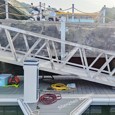 Customizable Floating Dock Marine Aluminum Gangways Ramps With 1.1m Height Handrail