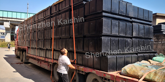 Durable LLDPE Floats Floating Dock For Marinas And Floating Bridge Pontoon Function