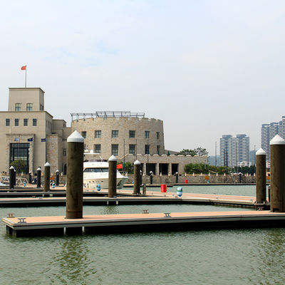 Long-Lasting Floating Finger Dock With WPC Decking LLDPE Floater Aluminum Alloy Floating Pontoon Marina Dock Design