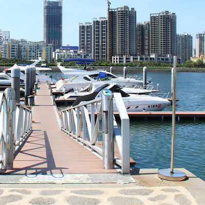 Aluminum Alloy 6061 T6 Marine Gangways Ramps For Safe Marina Docking Floating Pontoon