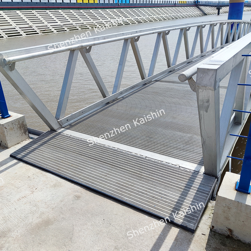 Customized Aluminum Gangway Floating Dock Pontoon For Smooth And Safe Waterway Passage